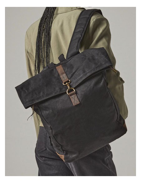 QUA-QD655-Heritage Waxed Canvas Backpack 2